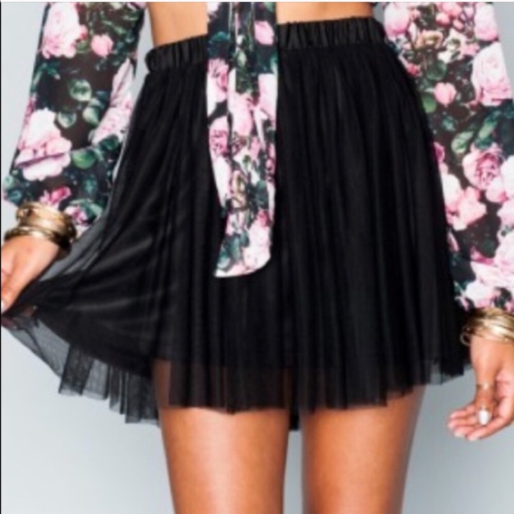 Show Me Your MuMu Skirt